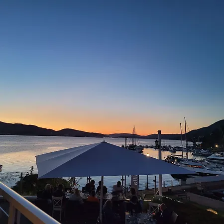 Otel Badehotellet Holmsbu